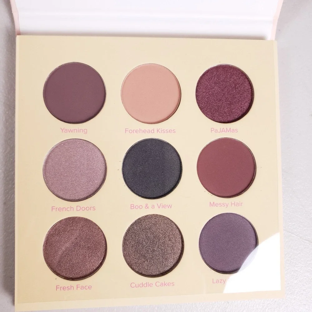 Eyeshadow wake up